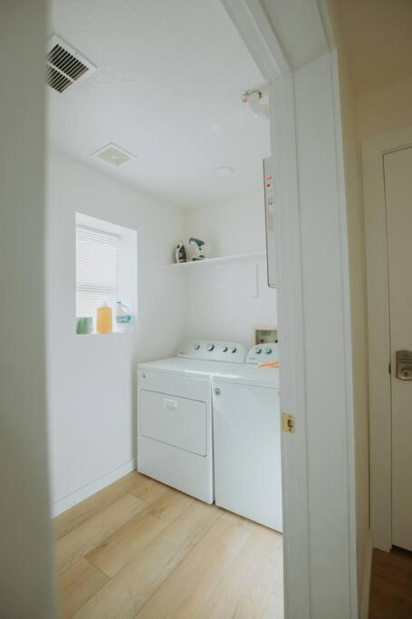 Vila Bohemian Chic An Eclectic Escape-Hot Tub-Pet Friendly-No Pet Fees! Albuquerque Exteriér fotografie