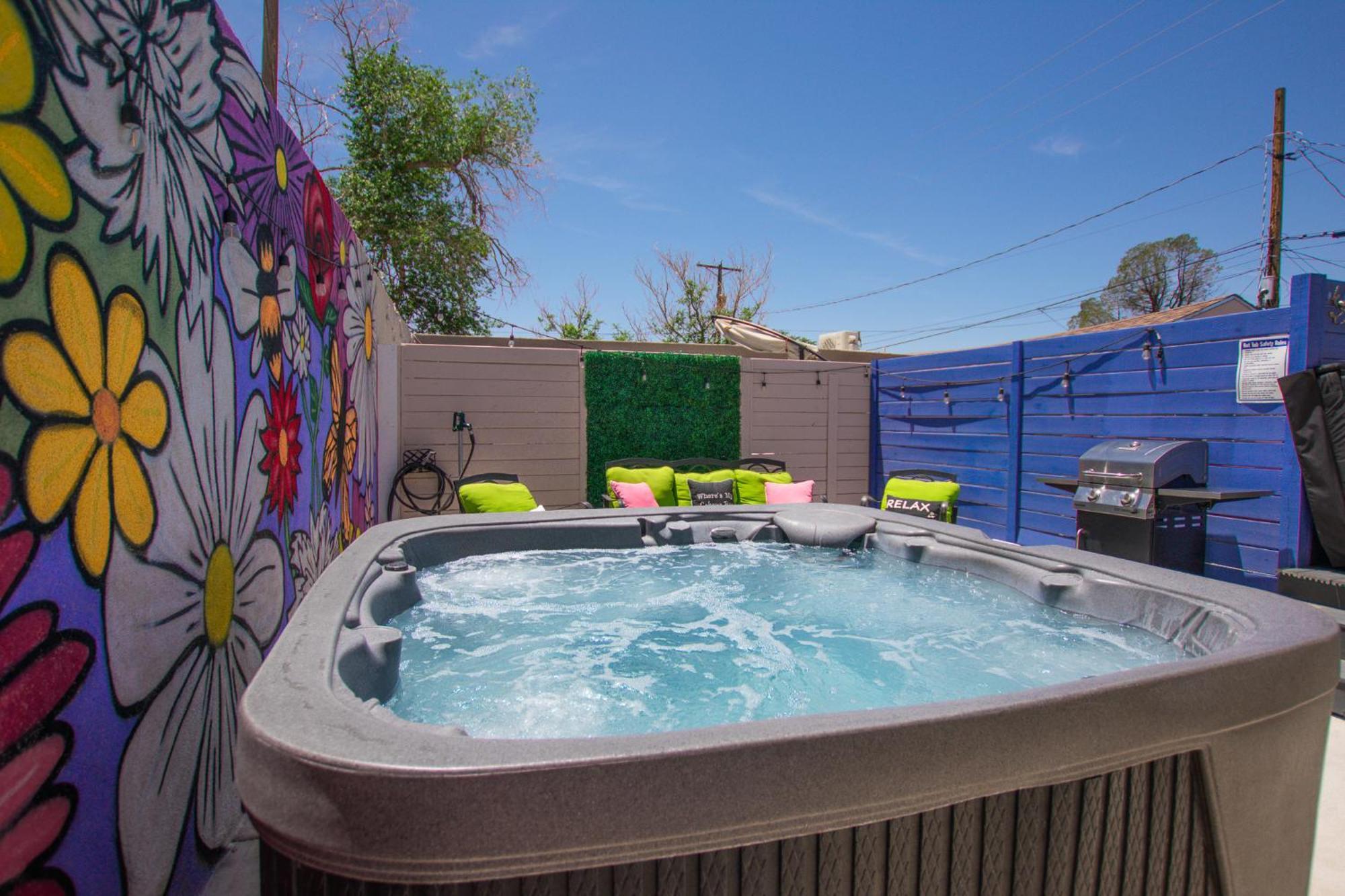Vila Bohemian Chic An Eclectic Escape-Hot Tub-Pet Friendly-No Pet Fees! Albuquerque Exteriér fotografie