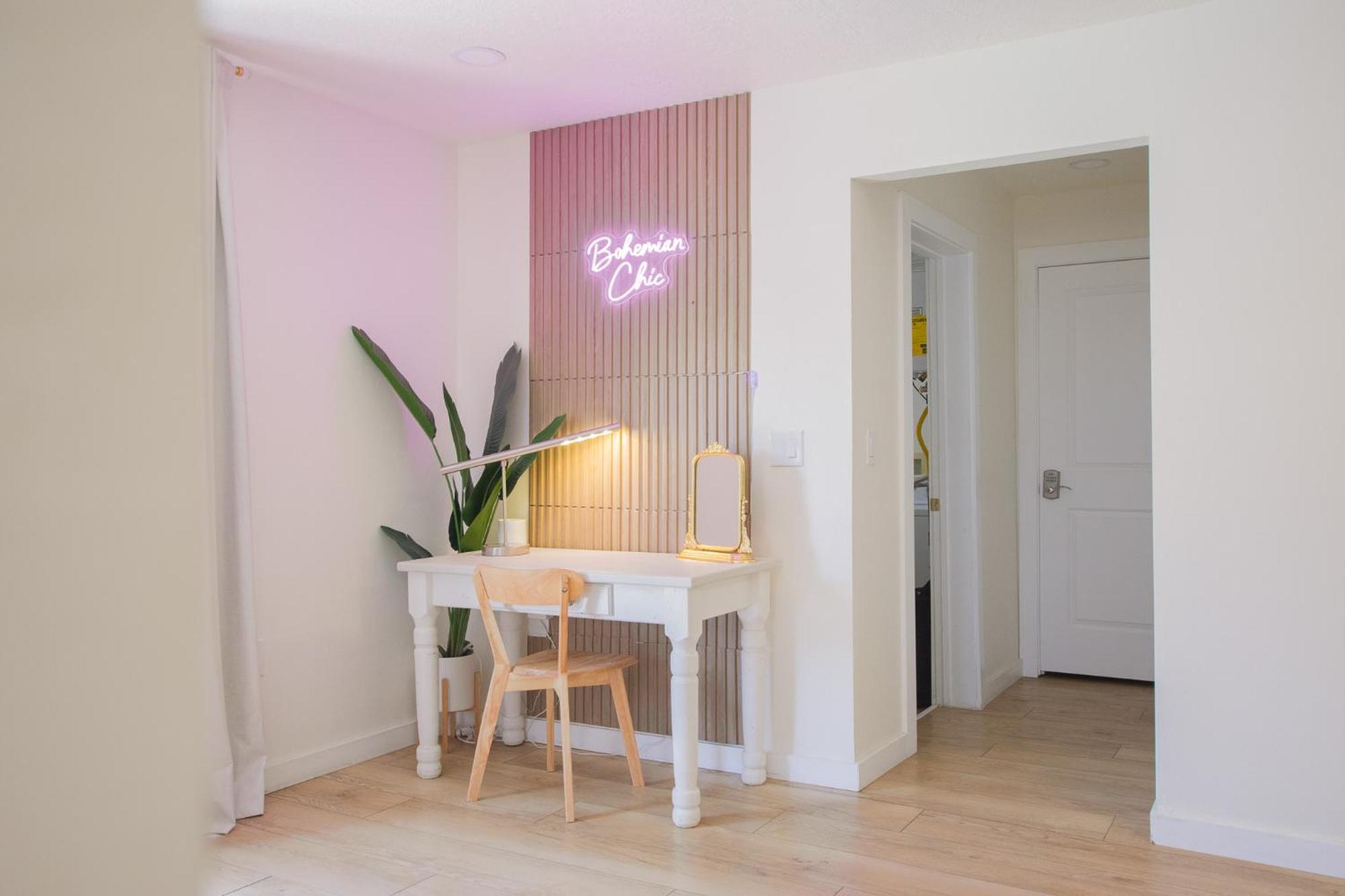 Vila Bohemian Chic An Eclectic Escape-Hot Tub-Pet Friendly-No Pet Fees! Albuquerque Exteriér fotografie